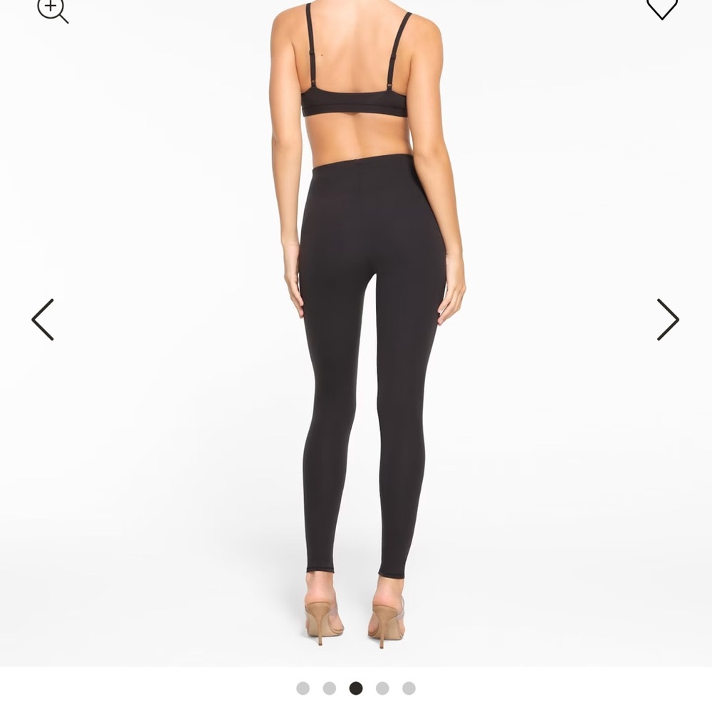 Skims Black Women's Leggings - Picture 5 of 5